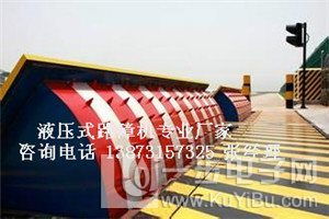 山西路障設備新選擇 翻板式與液壓式路障機技術創新與實踐
